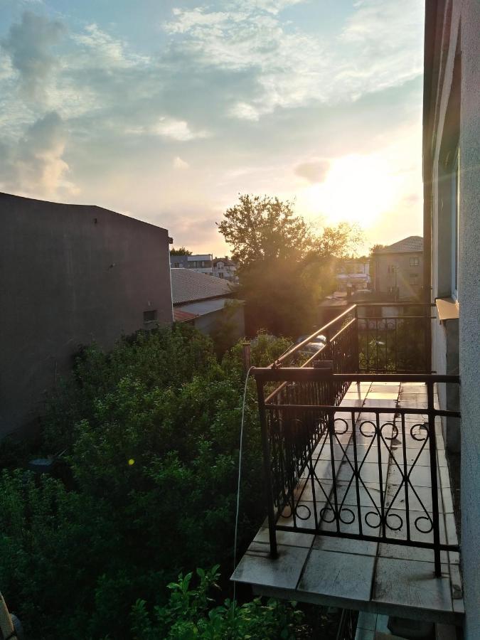 La Madriguera Bed and Breakfast Raszyn Buitenkant foto